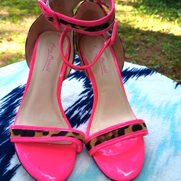 Anne Michele Sandals - Picture 1 of 5